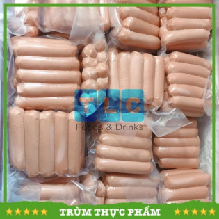 xuc-xich-tuoi-mau-hong-trang